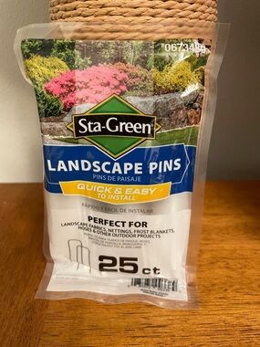 NEW Sta-Green Metal Landscaping Pins Stakes or Staples 25 Ct. 4”H